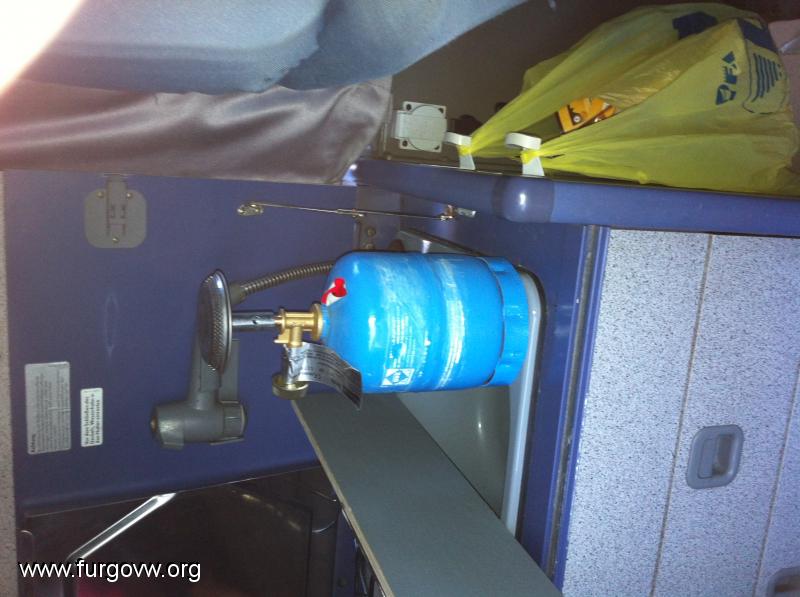 Cocina de alcohol, ¿cómo poner una de gas? [VW T4 california del 92]