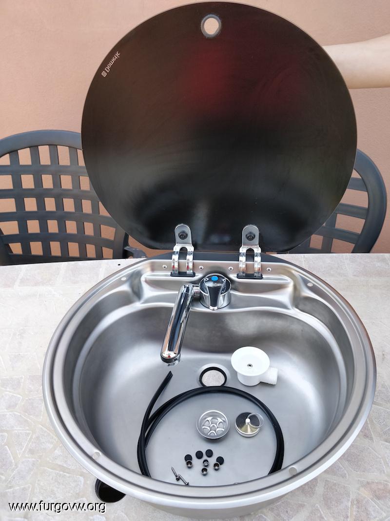 VENDO fregadero y grifo como nuevo 120