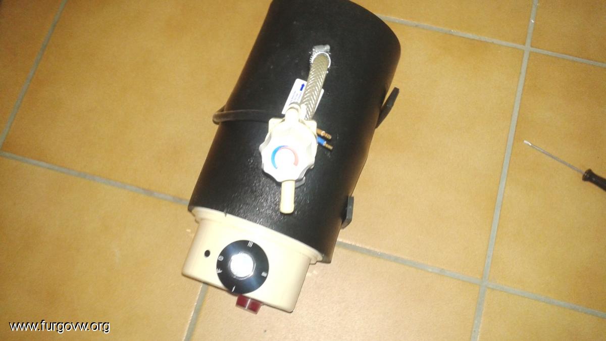 [VENDIDO PUEDE BORRARSE] Elgena Boiler KB3 3L 12V/200W + válvula